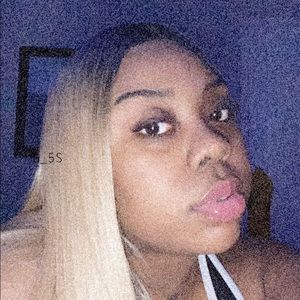 Meet your Posher, Paris